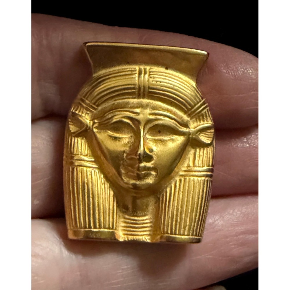 MMA Metropolitan Museum of Art Brooch Egyptian Goddess Hathor Gold